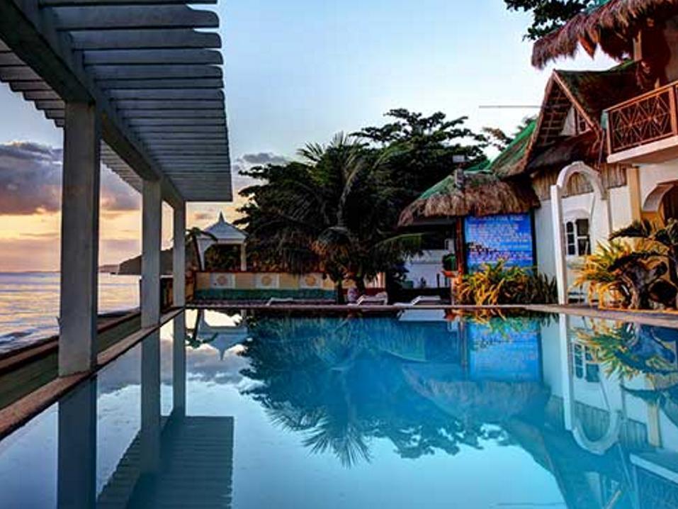 Jaimee'S Hotel, Resort And Restaurant Maasin  Exterior photo
