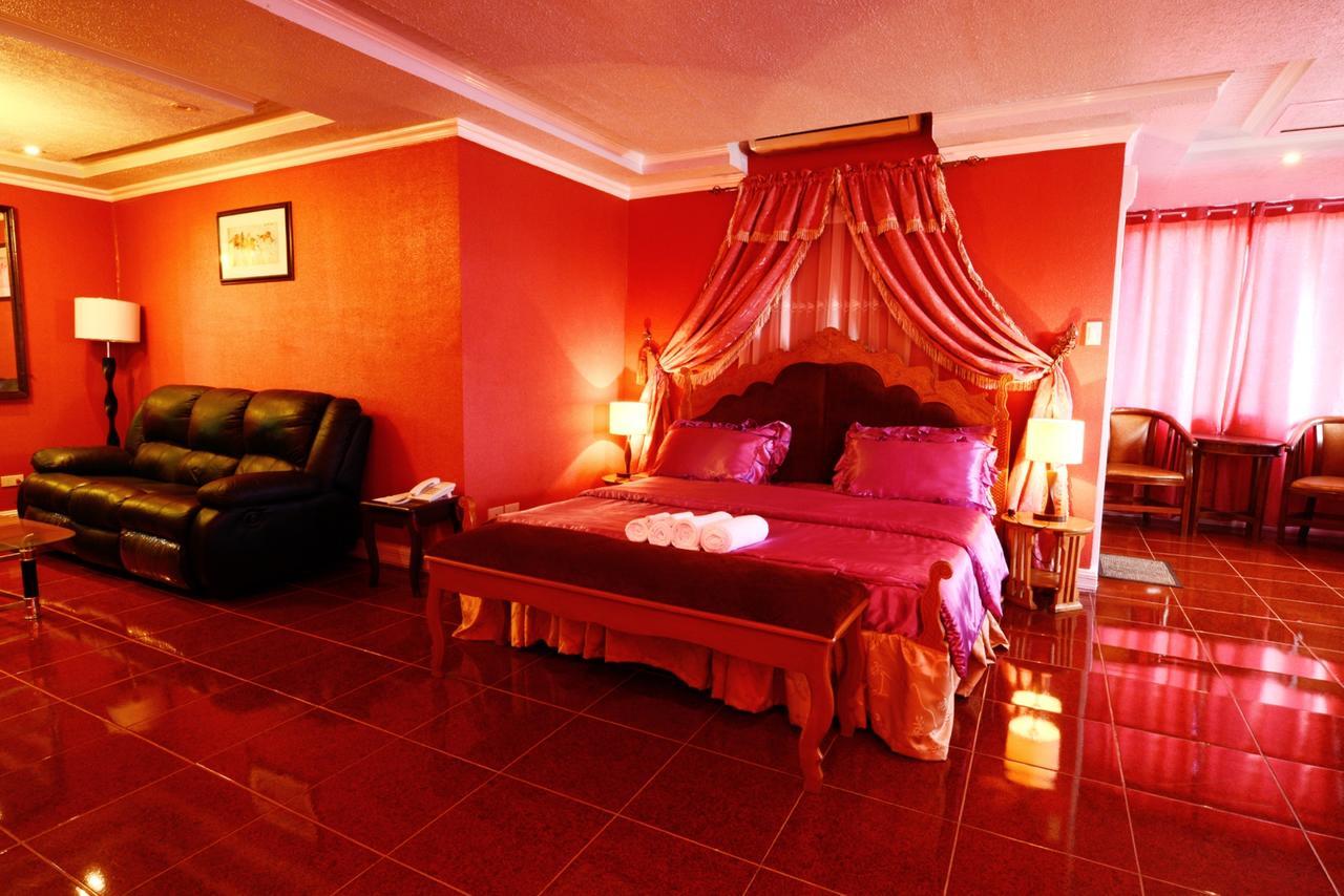 Jaimee'S Hotel, Resort And Restaurant Maasin  Room photo